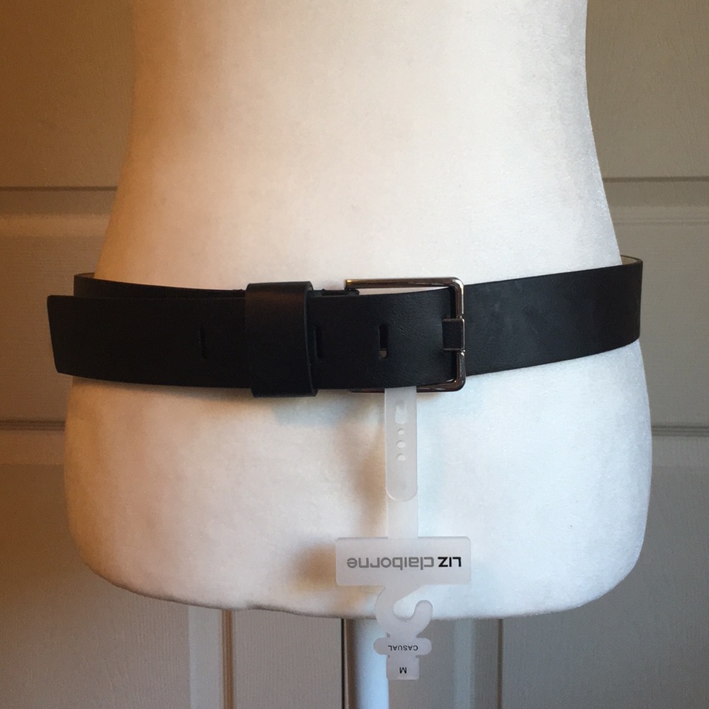 Liz Claiborne Casual belt size M